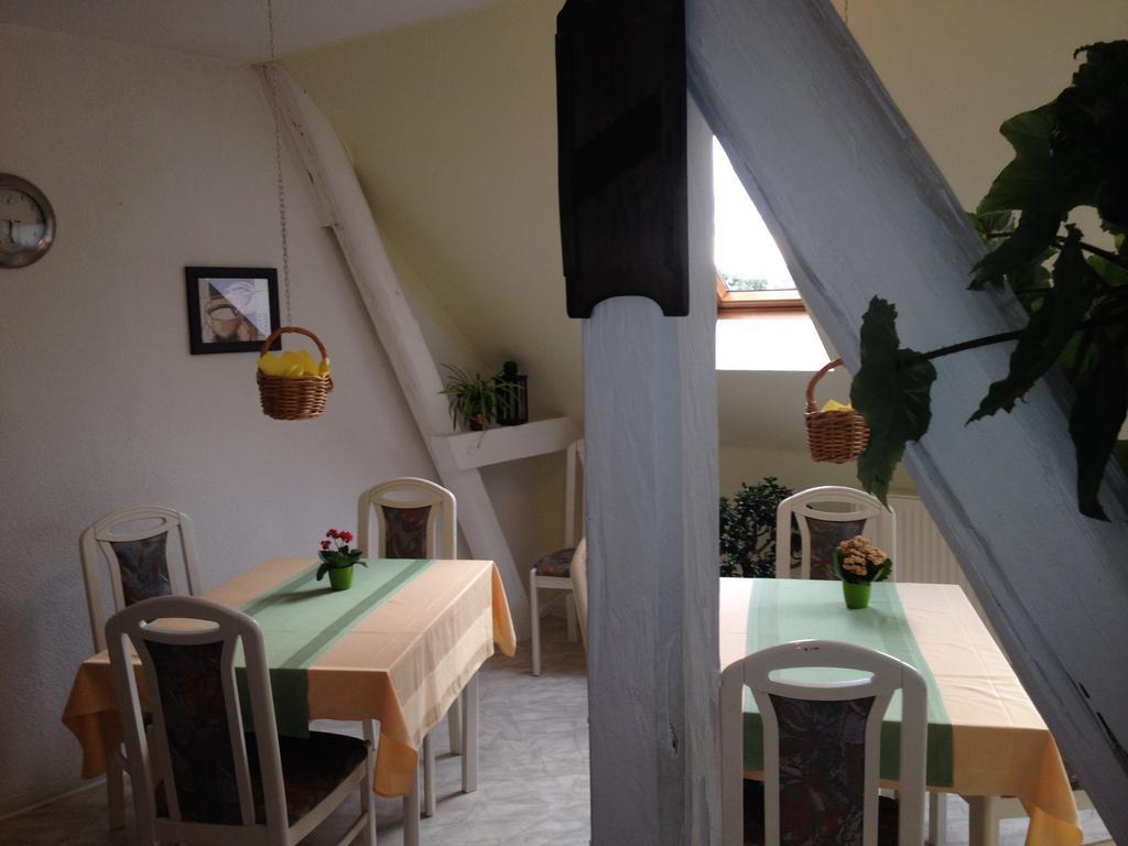 Pension & Sauna Am Lorenz Calbe Exterior photo